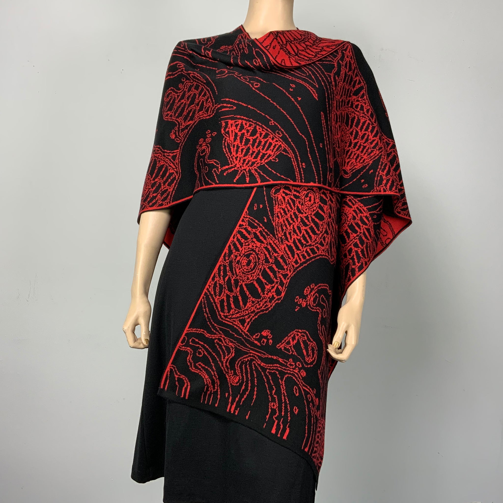 Ocean Cape Black and Red