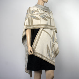 English Flower  Cream, Sand and Light Grey