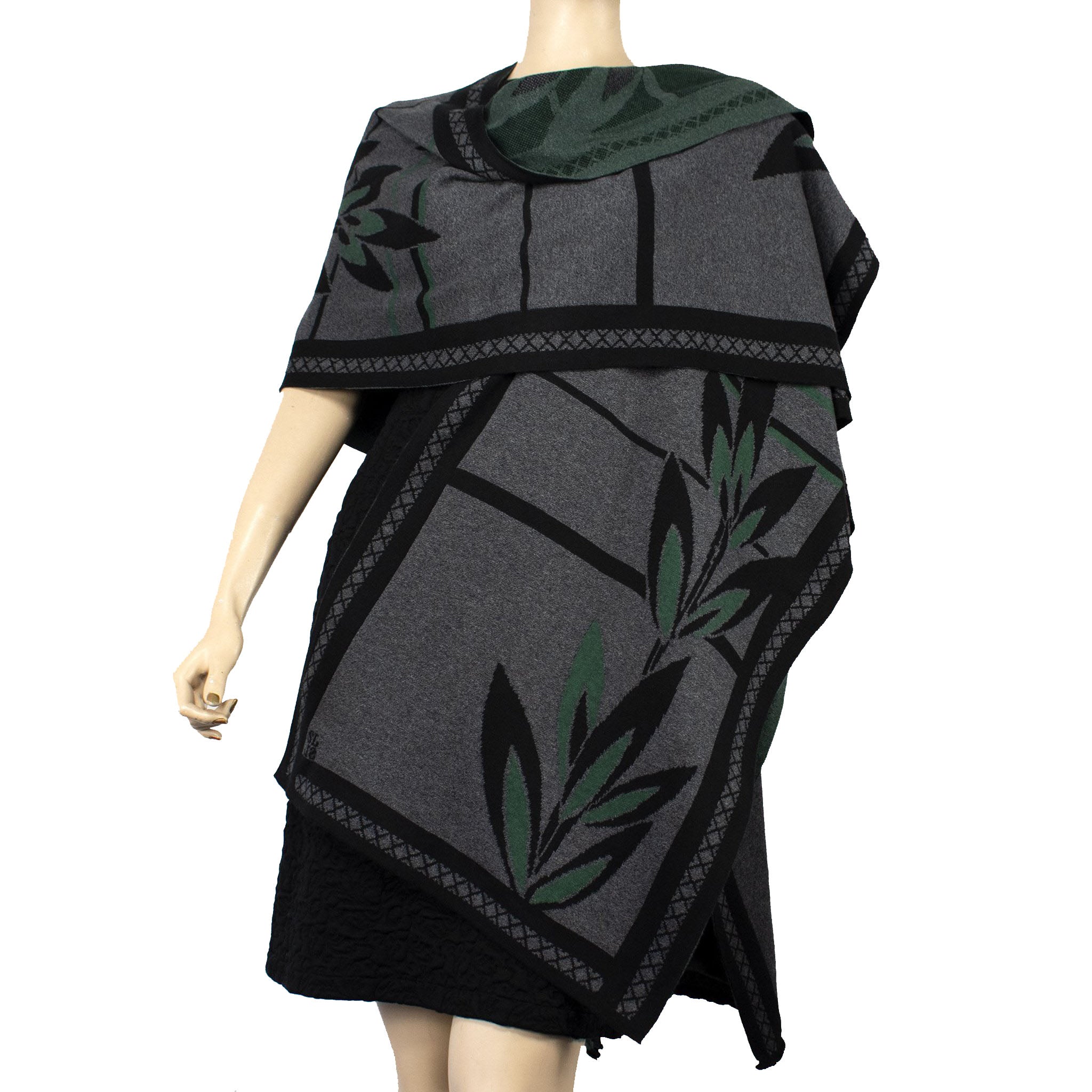 English Flower Cape  Dark Grey , Black, Hunter Green
