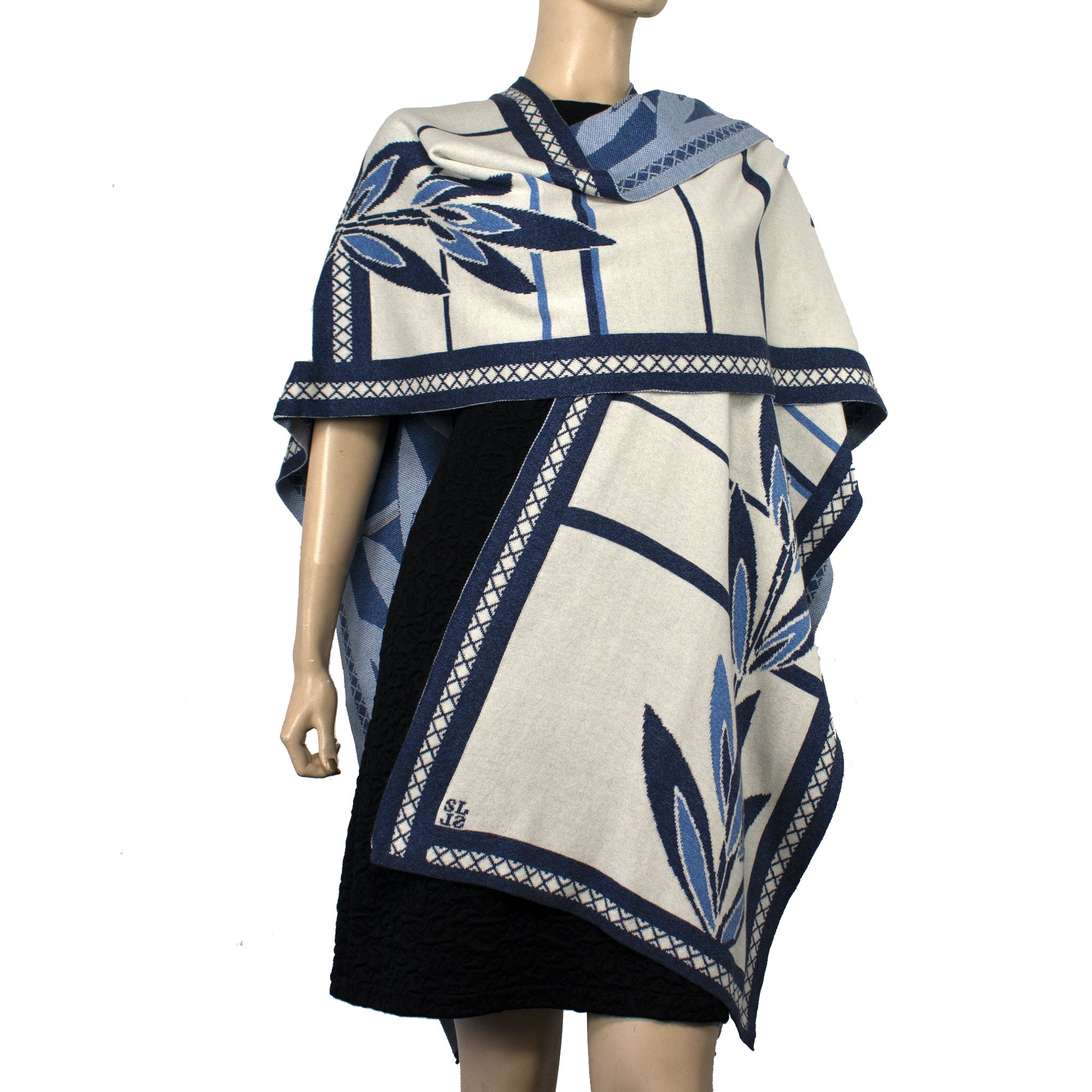 English Flower Cape Cream, Black and Light Blue
