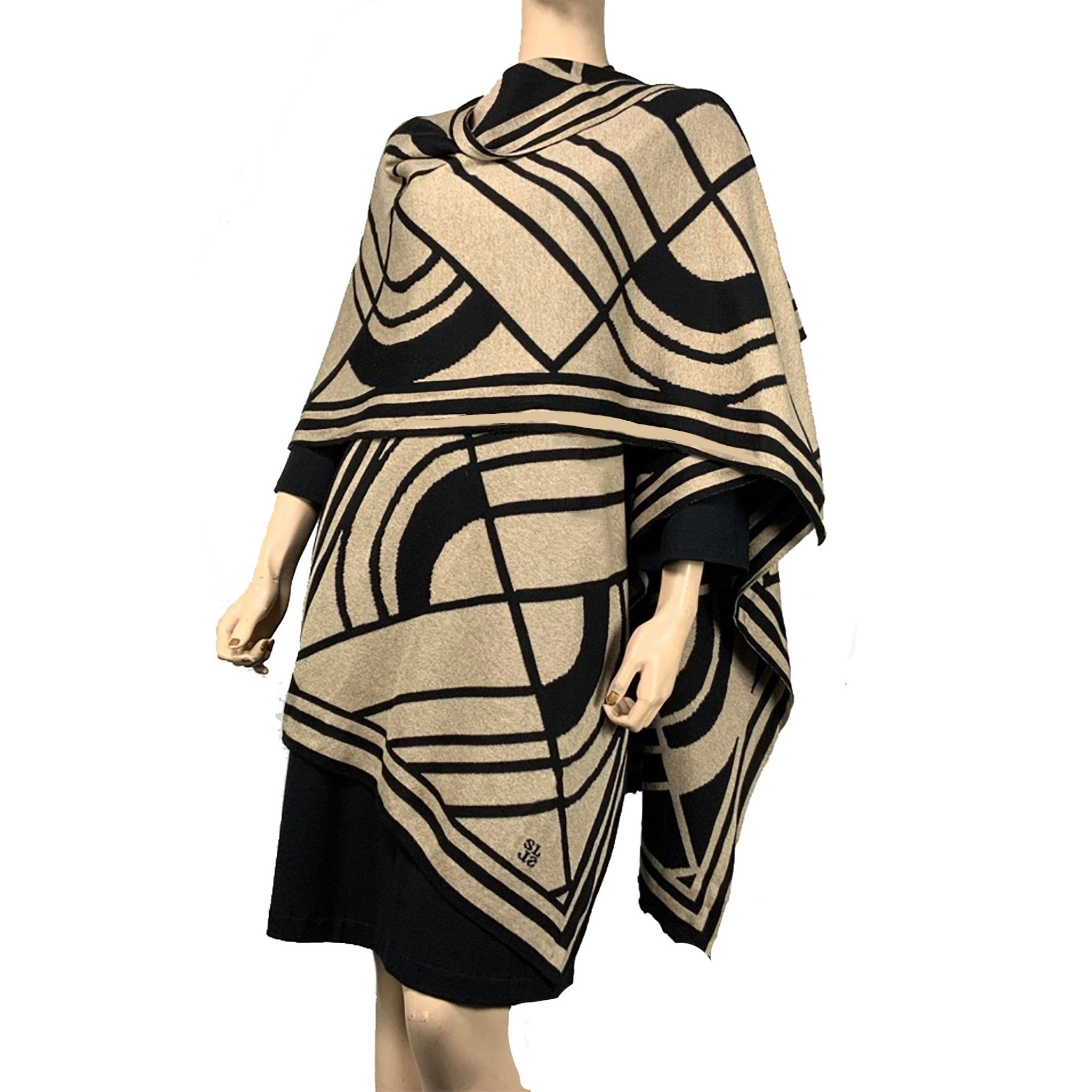 Deco Cape Black & Sand