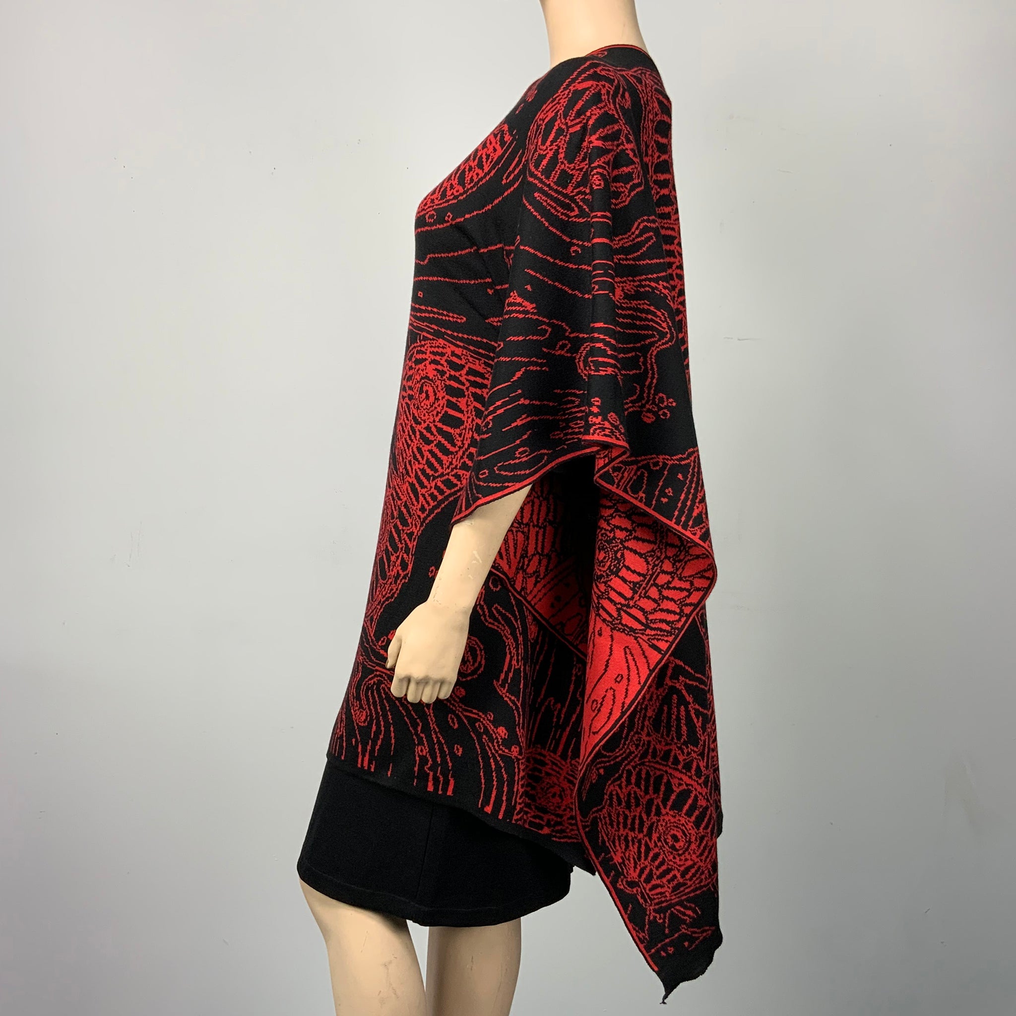 Ocean Cape Black and Red