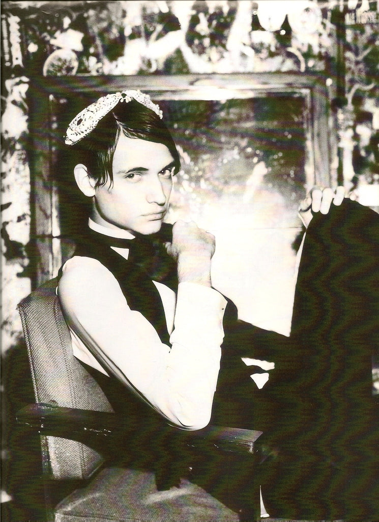 Photoshoot by Ellen Von Unworth atCBGB's